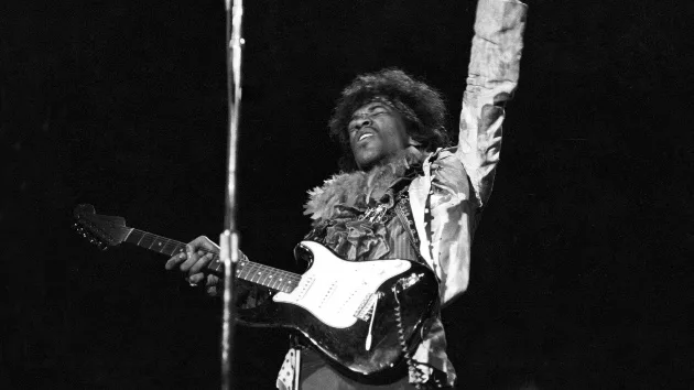 getty_jimihendrix_082824433663