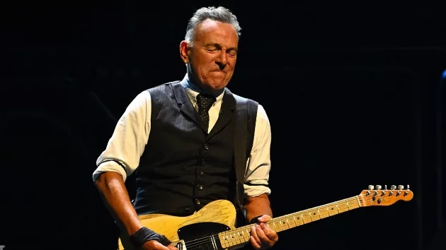 getty_brucespringsteen_090524-234967