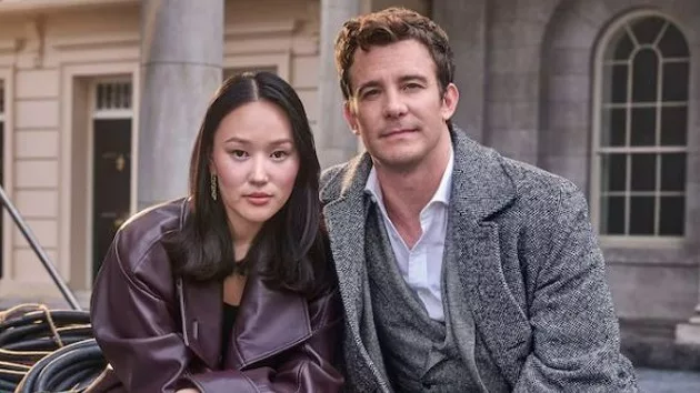 e_bridgerton_4_couple_09162024641339