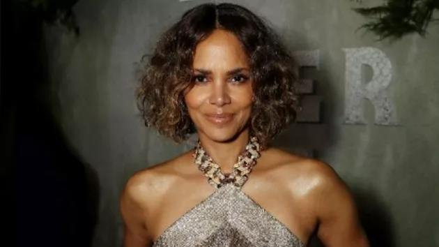 e_halle_berry_never_let_go_09182024816816