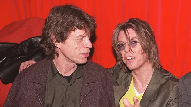 getty_mickjaggerdavidbowie_091924113488