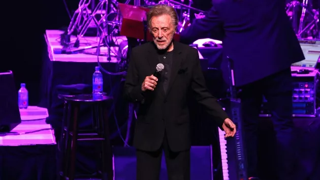 getty_frankievalli_100124106965