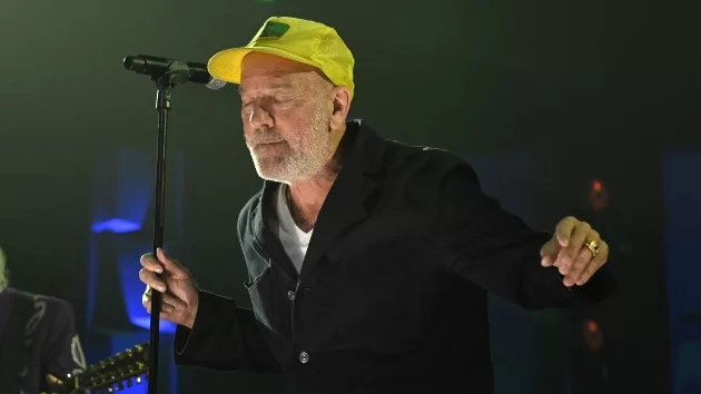 getty_michaelstipe_100324611929