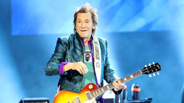 getty_ronniewood_112224624875
