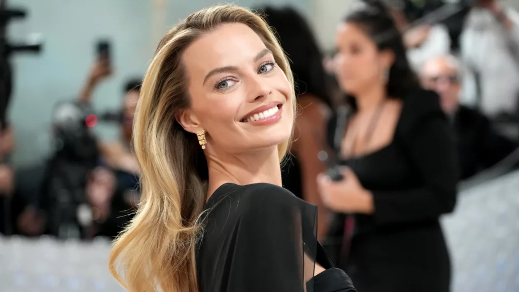 getty_margotrobbie_112724393271