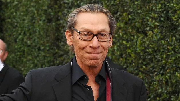 getty_alexvanhalen_120424404476