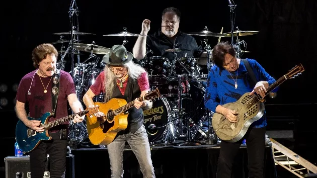 getty_doobiebrothers_123124924617