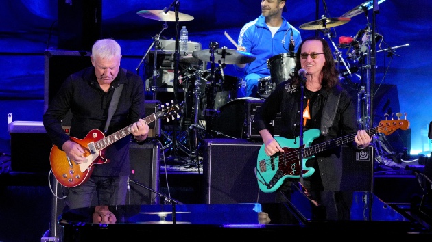 getty_geddyleealexlifeston_010625112606