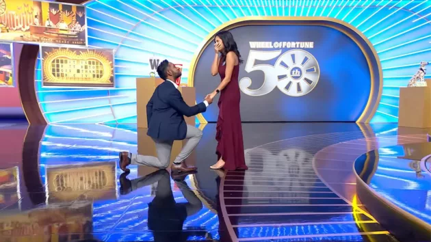 e_wheeloffortune_011025221273
