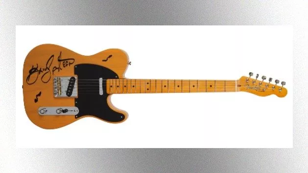 m_brucespringsteenmusicaresguitar_011525968446