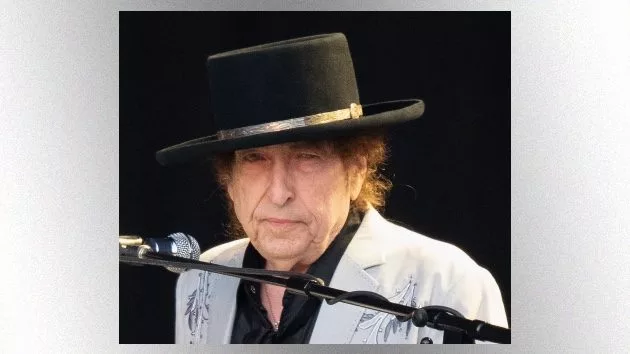 getty_bobdylan_012725_0940534
