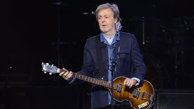 getty_paulmccartney_021225570932