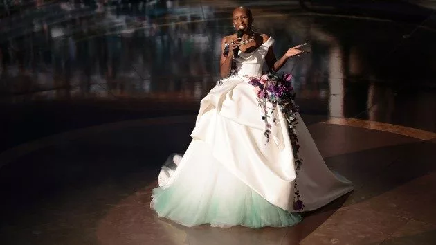 getty_cynthia20at20oscars_030225153193