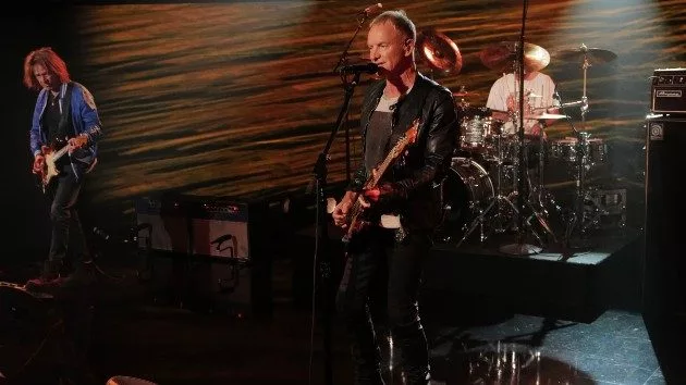 m_stingabc_randyholmes_031125741873