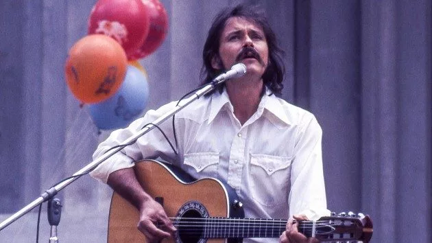 getty_jessecolinyoung_031725825376