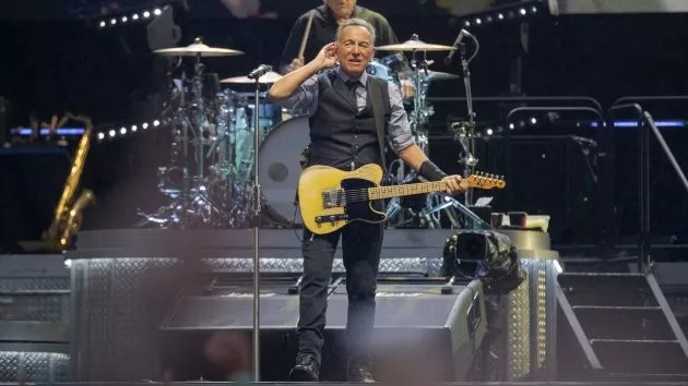 getty_brucespringsteen_062325835513