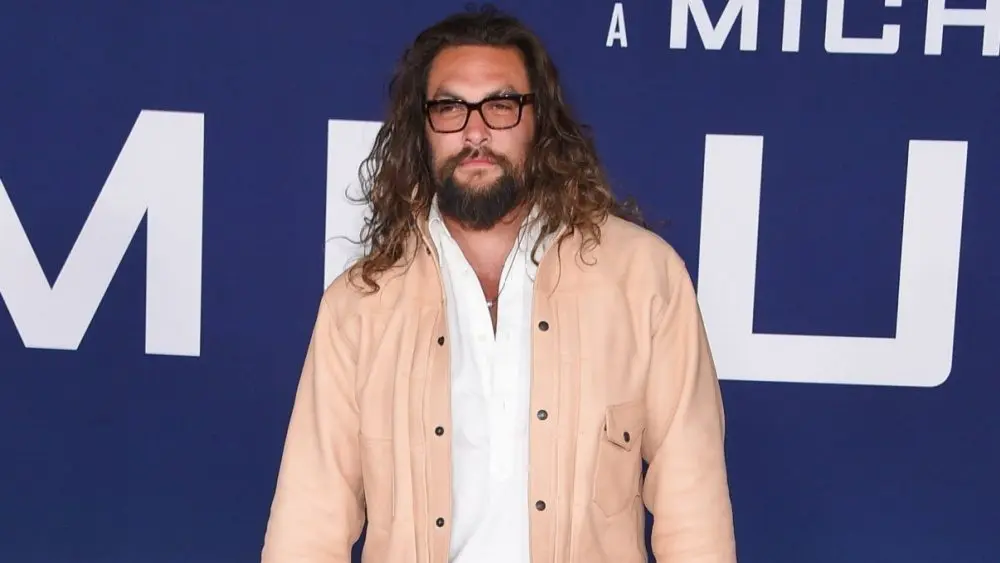 Jason Momoa arrives for the ‘Ambulance’ Premier on April 04^ 2022 in Los Angeles^ CA