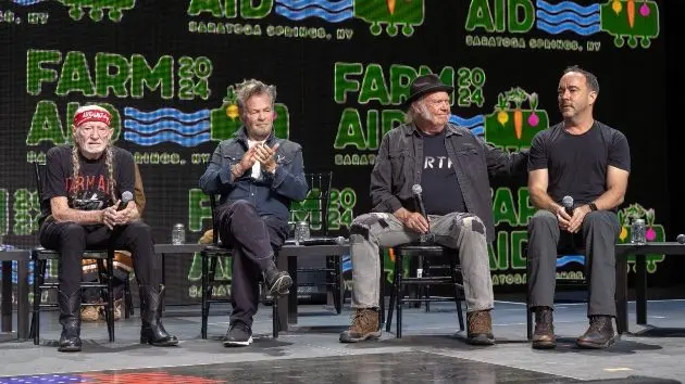 getty_farmaid_080525_053274