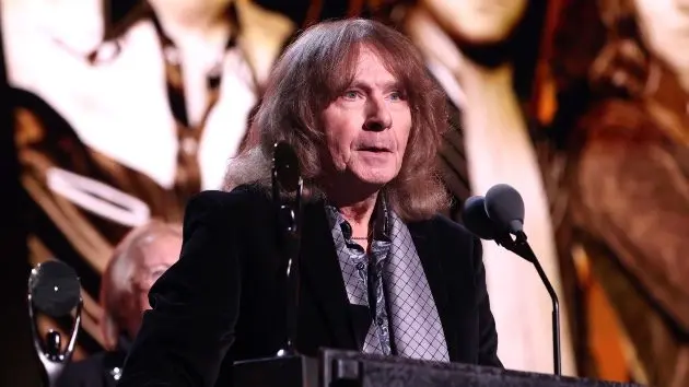 getty_algreenwood_021126233056