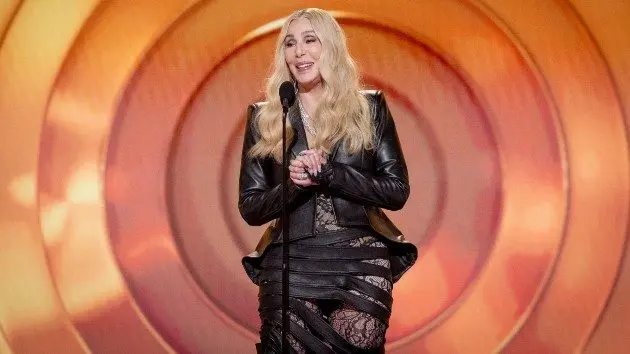 getty_cher20at20grammys_022226686945