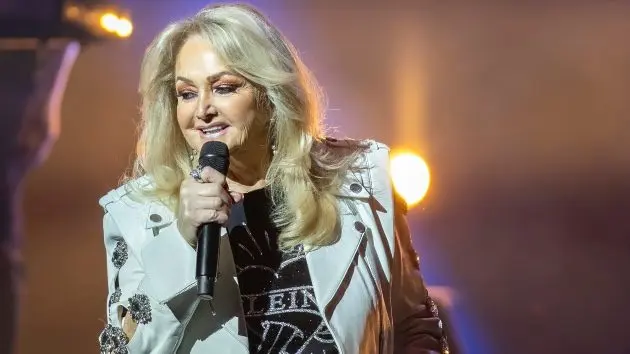 getty_bonnietyler_050626575185