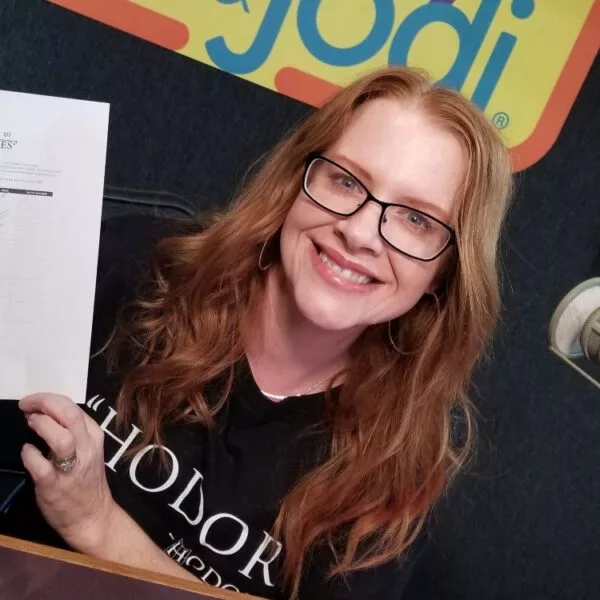 email_and_blog-blog-image-750x750-4-600x600282572-1