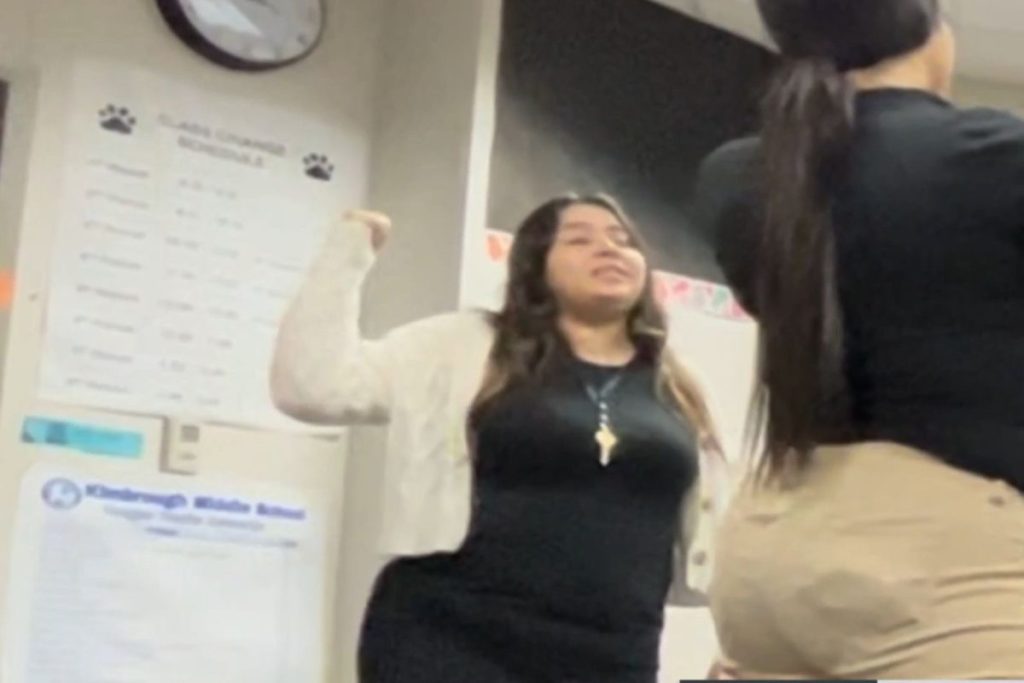 substitute-teacher-caught-turning-texas-classroom-into-fight-club-95