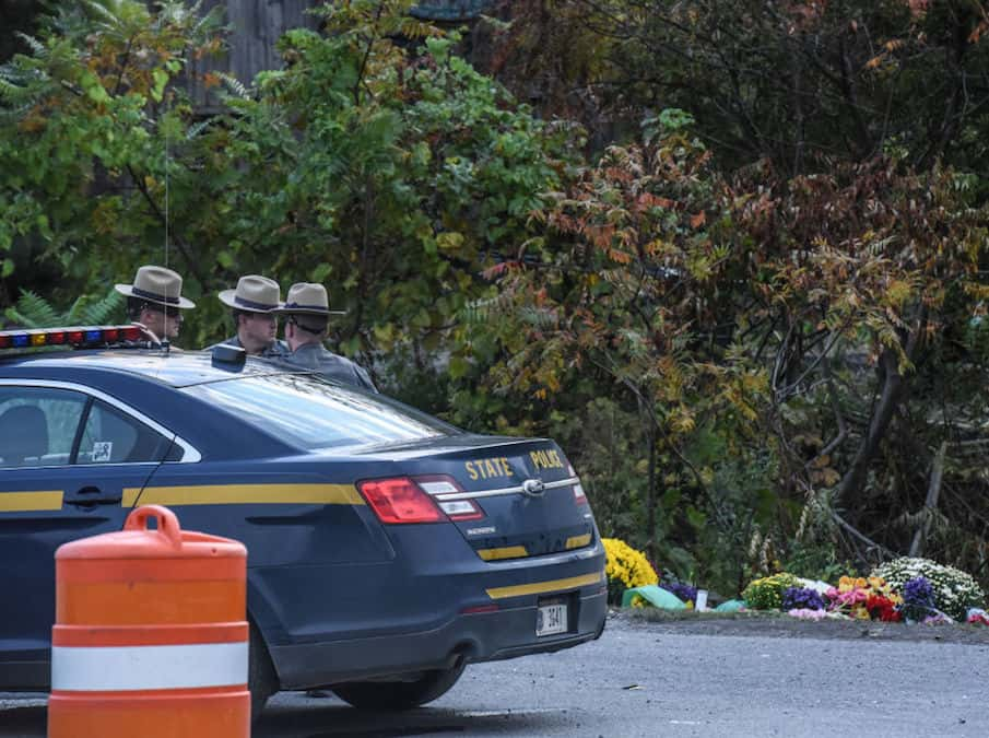 local-residents-mourn-20-victims-of-weekend-limousine-crash-in-new-york-state-23