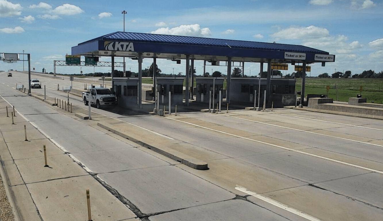 turnpike-gate-at-emporia-png-6