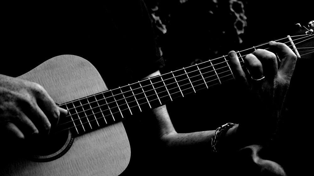 acoustic-acoustic-guitar-black-and-white-2444860