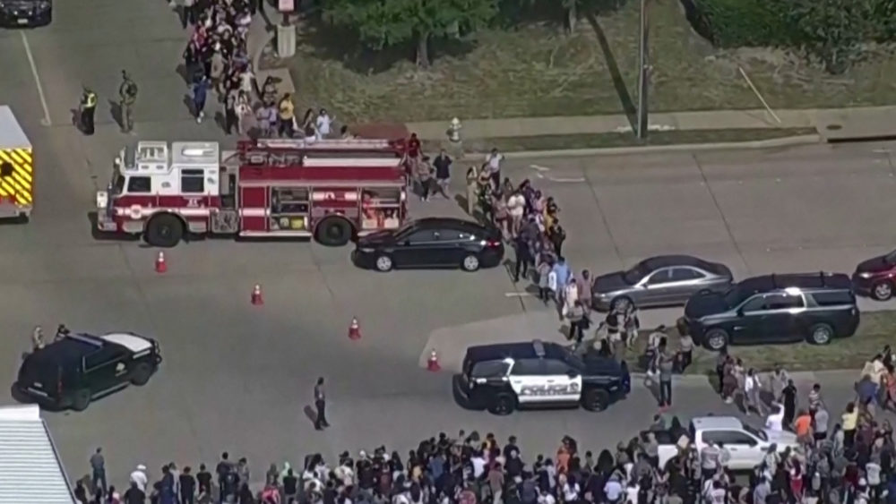 police-respond-to-a-shooting-in-the-dallas-areas-allen-premium-outlets