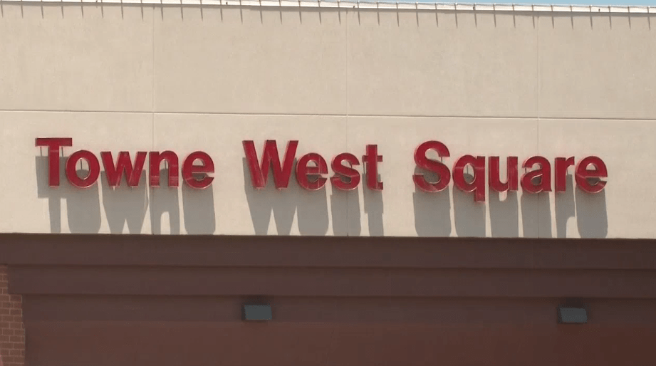 towne-west-square-2