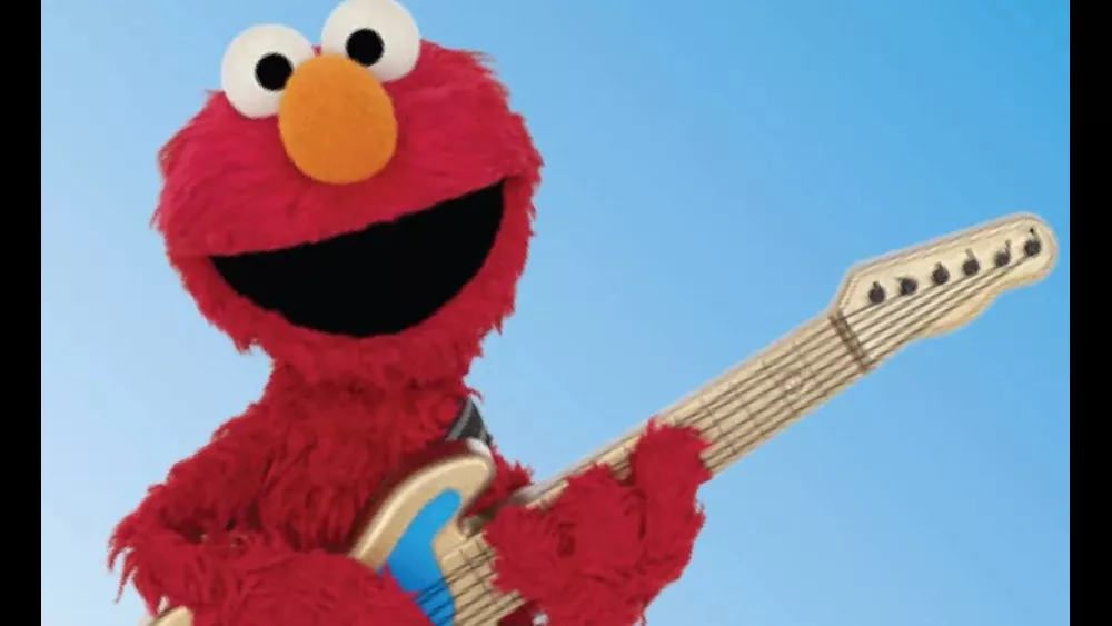 Elmo Takes On Taylor Swift | 101.3 KFDI