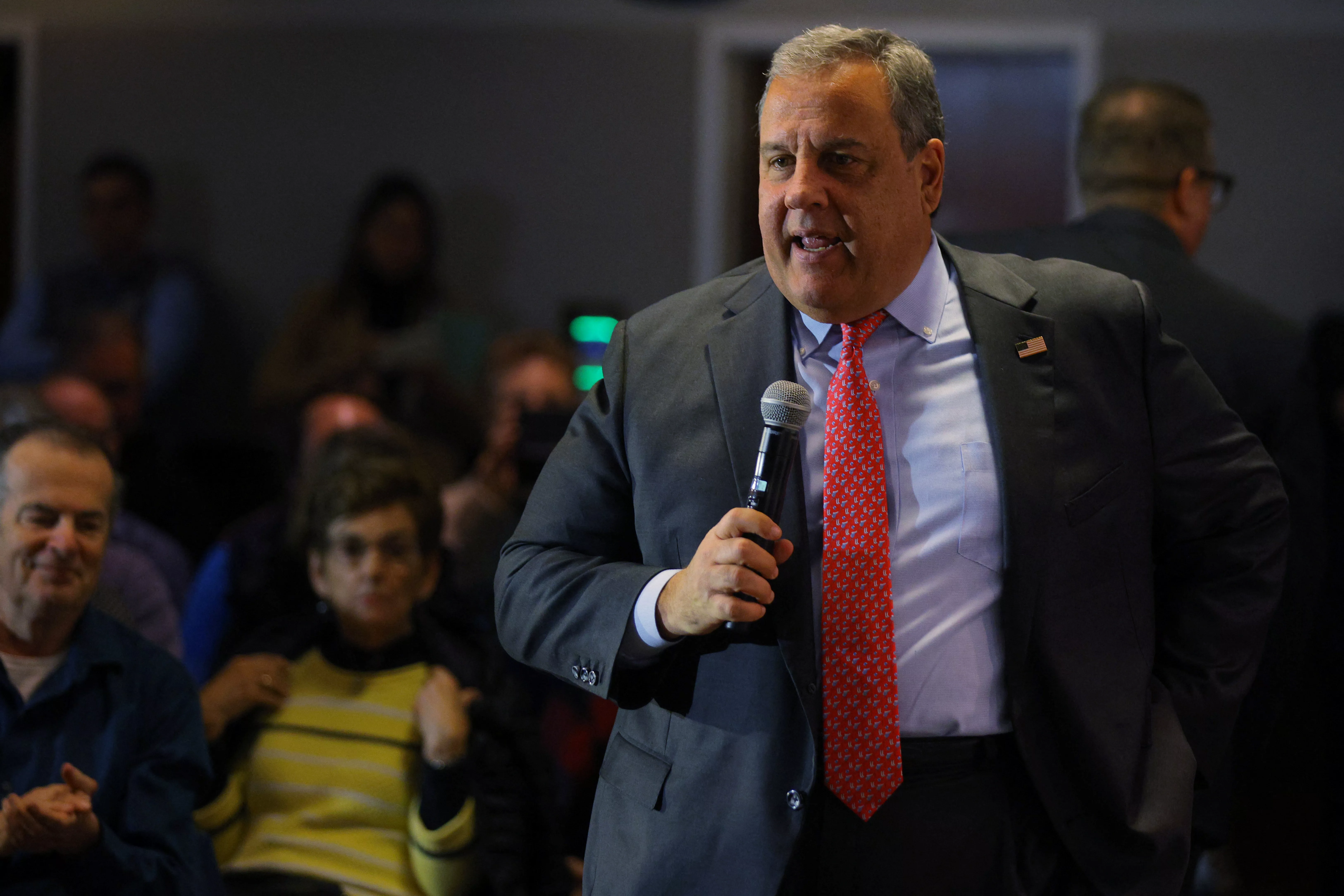 former-new-jersey-governor-chris-christie-speaks-in-manchester