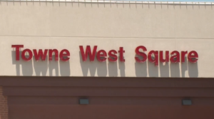 towne-west-square-4