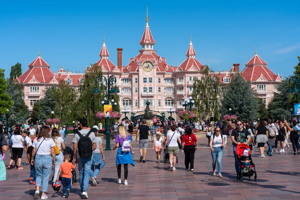 facade-of-disney-amusement-park-hotel-in-europe