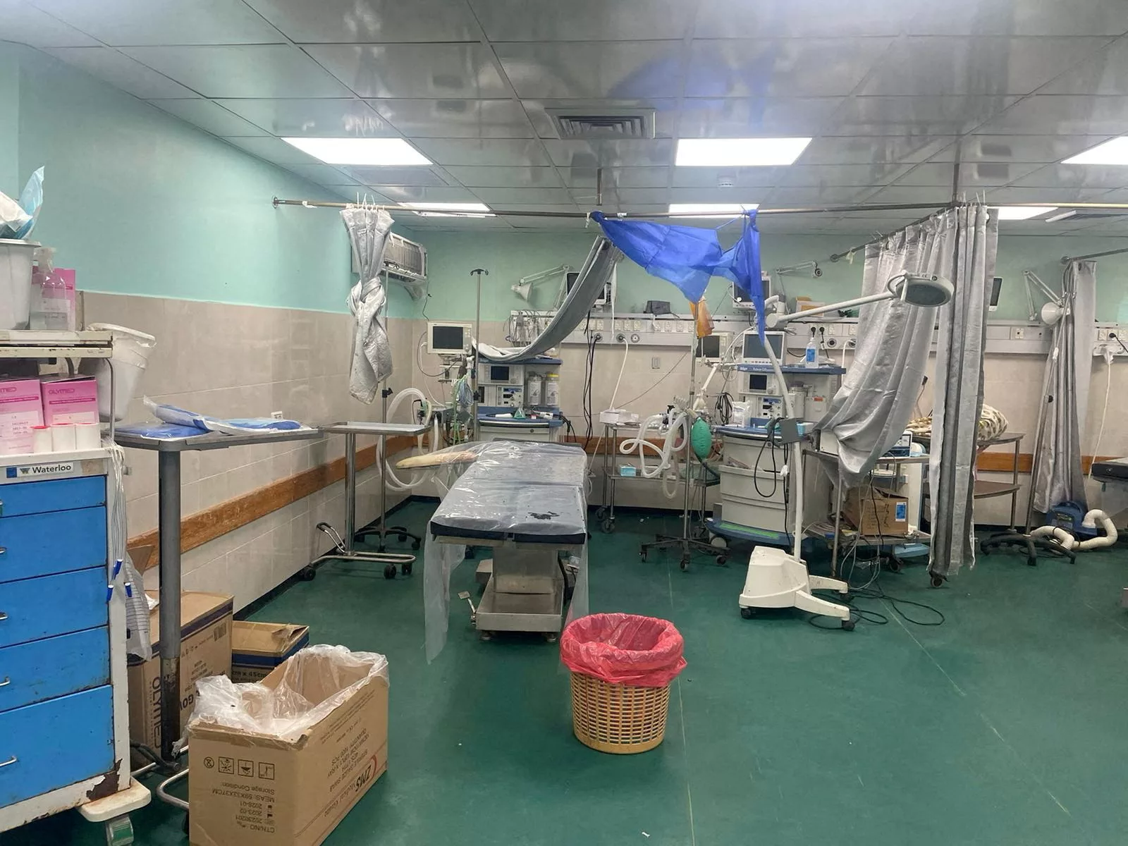 file-photo-scenes-from-al-shifa-hospital-amid-israels-ground-operation-in-gaza-city