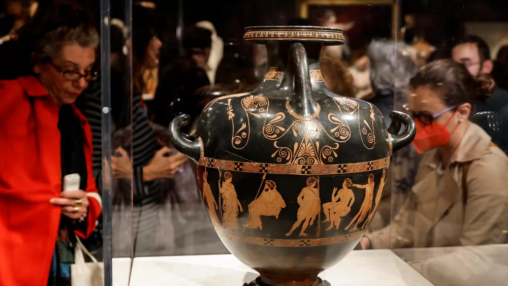 british-museum-lends-ancient-vase-to-acropolis-museum-exhibition