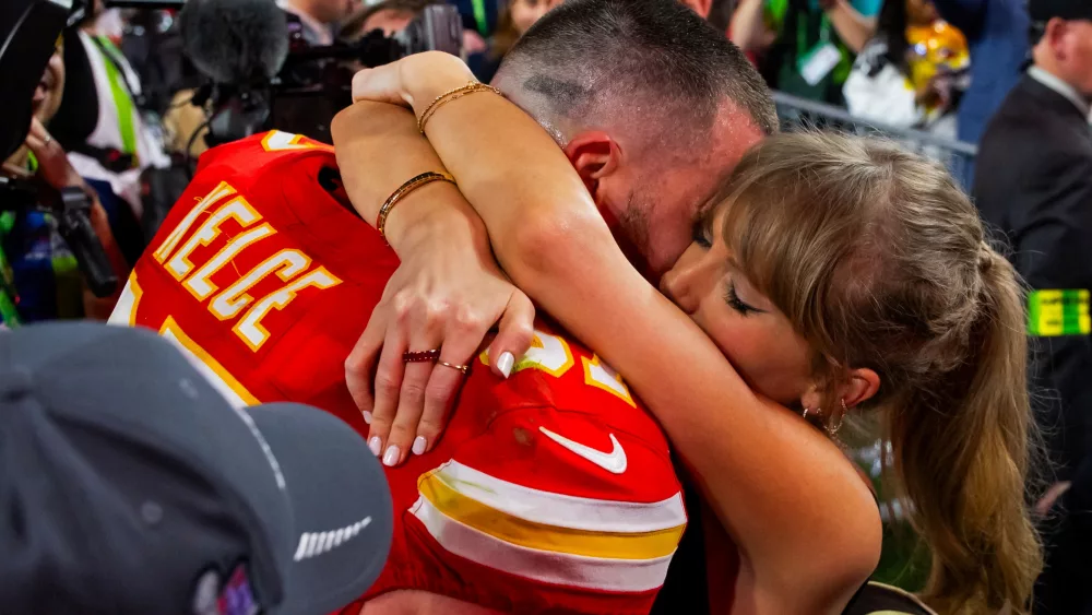 kansas-city-chiefs-tight-end-travis-kelce-celebrates-with-girlfriend-taylor-swift-at-super-bowl