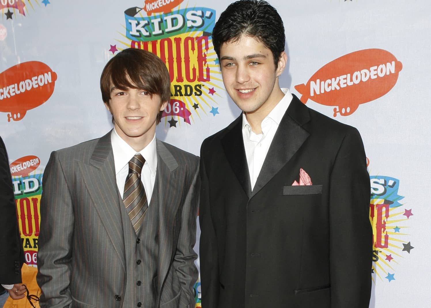 actors-peck-and-bell-arrive-at-nickelodeons-kids-choice-awards-in-los-angeles