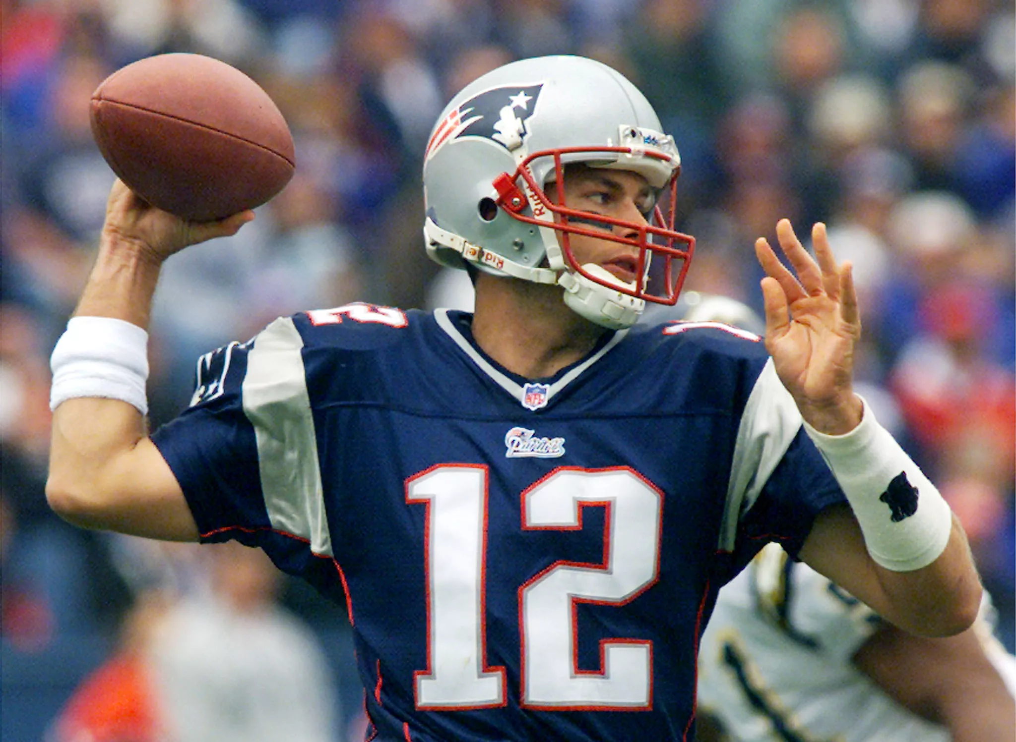 patriots-quarterbac-brady-throws-during-win-over-chargers