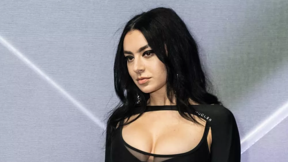 shutterstock_2291623775486161