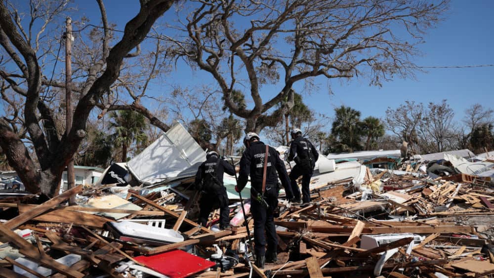 gettyimages_fortmyers_100422