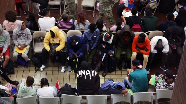 gettyimages_nycmigrants_051623144450