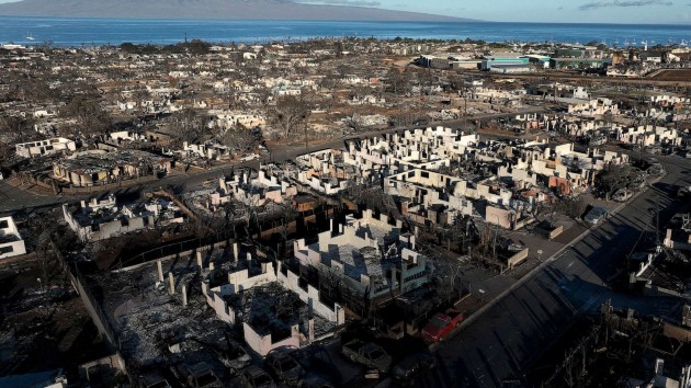 maui-fire-search-02-gty-jef-230823_1692818974394_hpembed_3x2_1600_0456093
