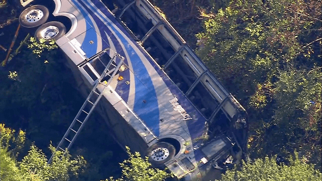 wabc_buscrash_092123478107