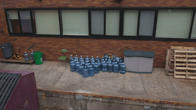 abcnews_watercoolerbottles_111723119853
