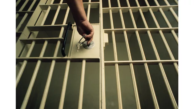 news_jail_111224455296