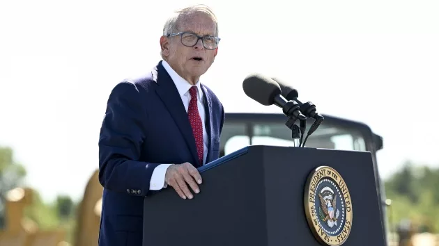 getty_mikedewine_112724706783