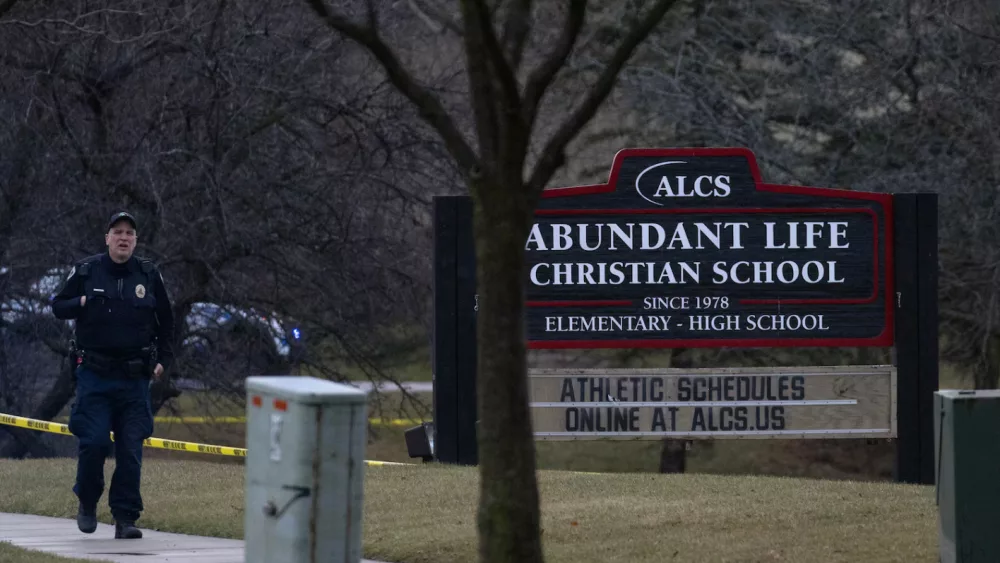 news_madisonschoolshooting_121724913616